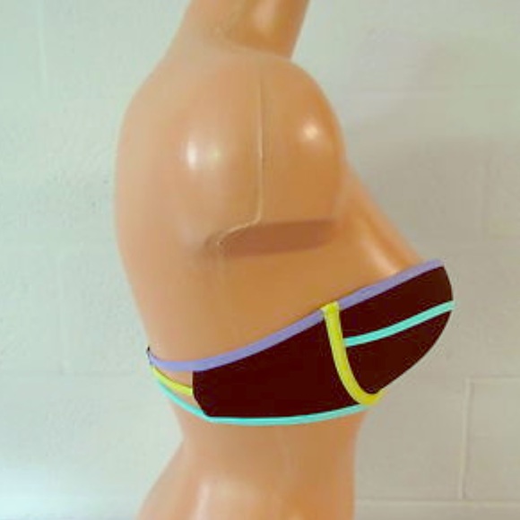 💕SOLD💕 VS Strappy Flirt Bandeau Bikini Top - Picture 3 of 5